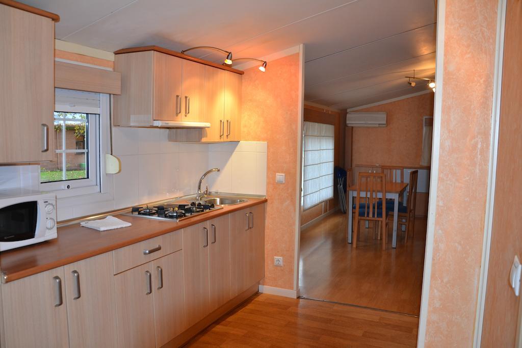 Camping Fuentes Blancas Burgo Екстериор снимка