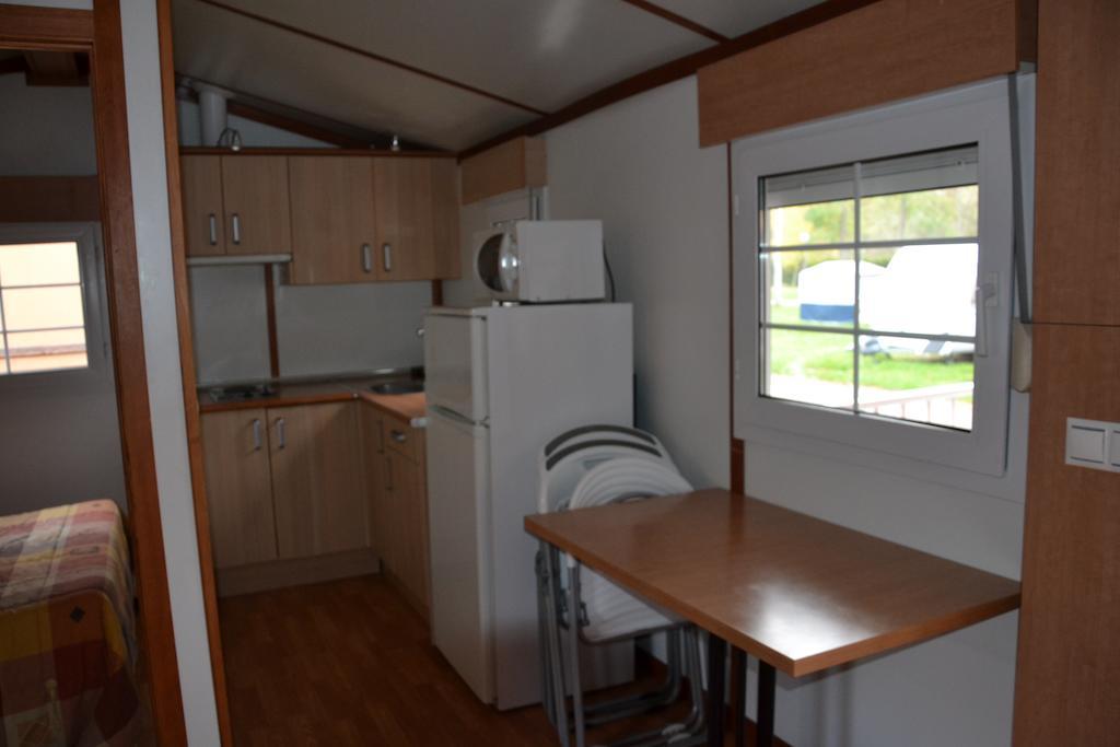 Camping Fuentes Blancas Burgo Стая снимка