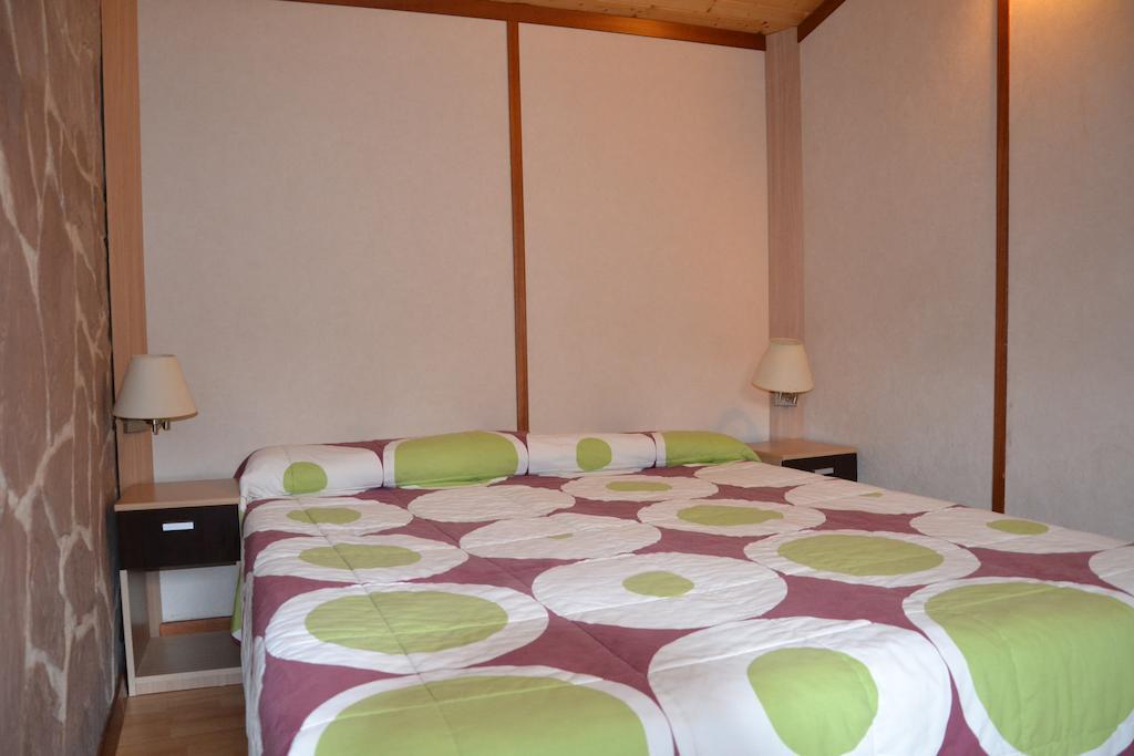 Camping Fuentes Blancas Burgo Стая снимка